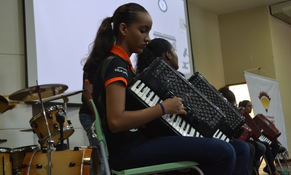 Orquestra sanfônica da Vila União abriu o evento no auditório Cuica, em Palmas (Foto: Elini Oliveira/Dicom)